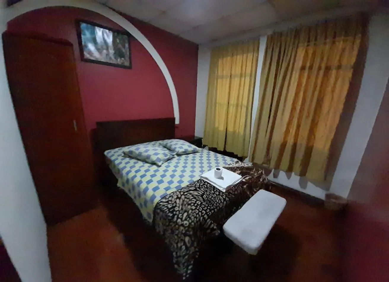 Guest house Hostal California Quito